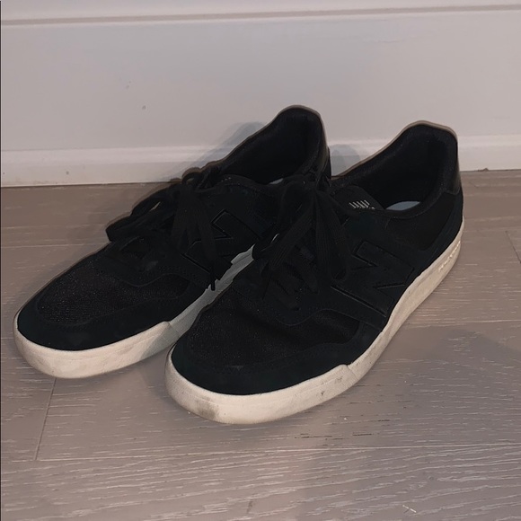 New Balance sneakers - Picture 1 of 1